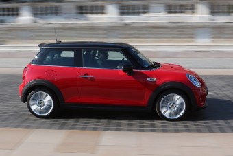 Hiánypótló villanyautó érkezett Magyarországra