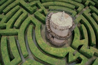 Furcsa okból született meg a labirintusok királya