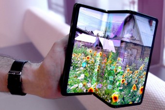 Ilyen lesz a jövő mobiltelefonja?