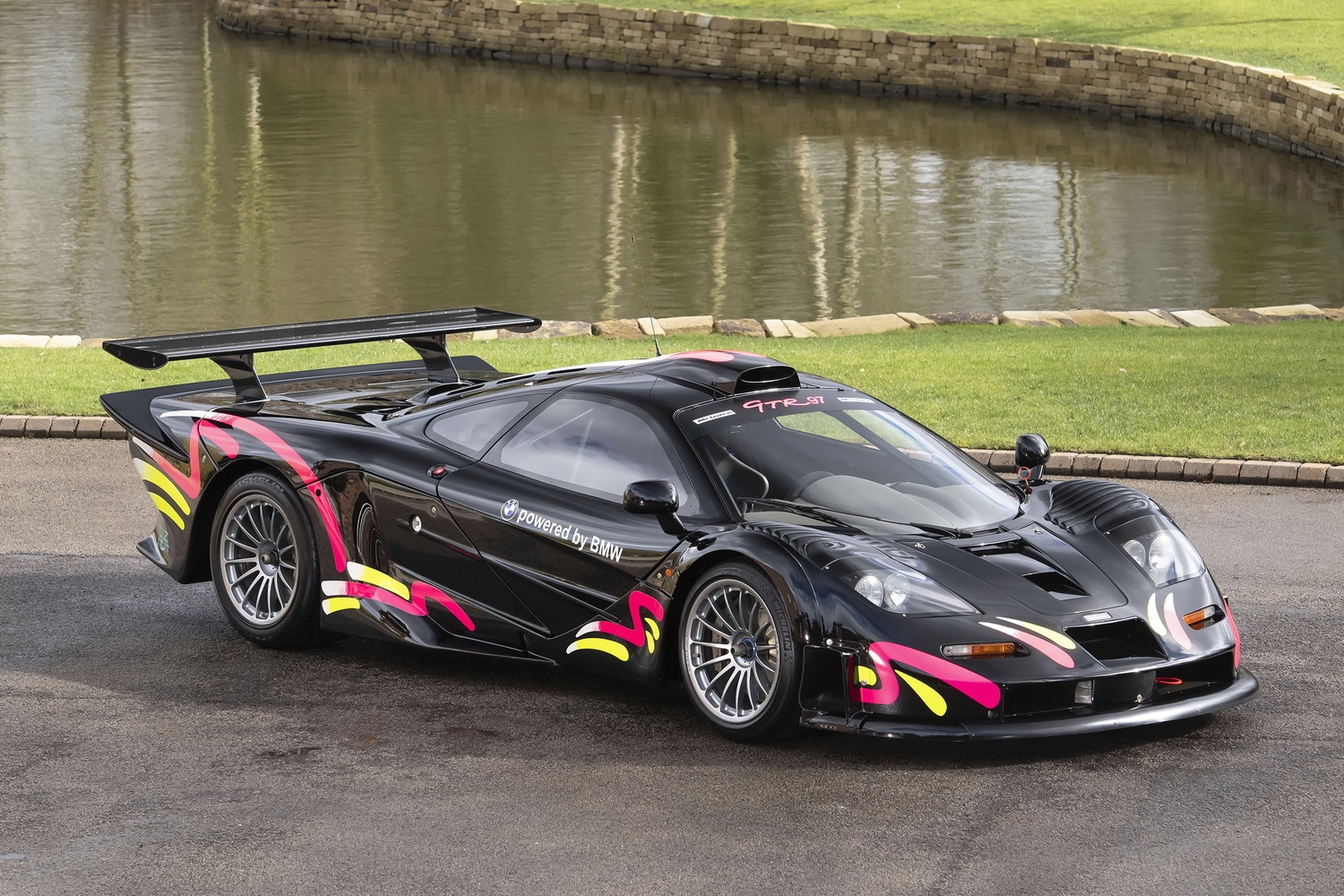 A McLaren F1 GTR Longtail a 90-es évek legsúlyosabb szuperautója 6