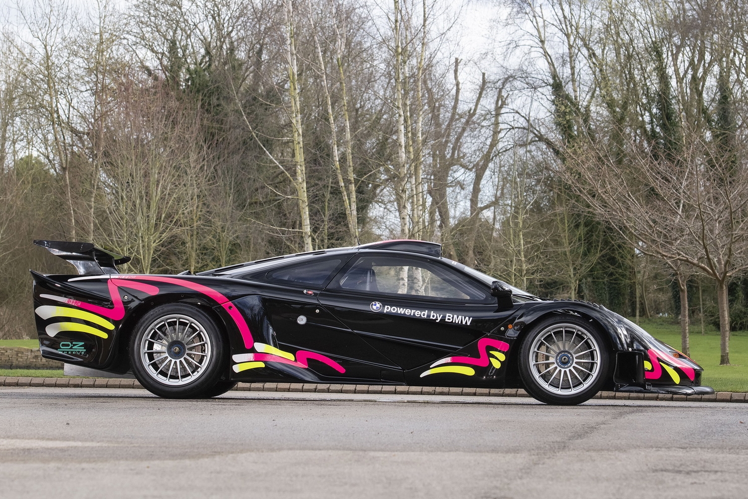 A McLaren F1 GTR Longtail a 90-es évek legsúlyosabb szuperautója 9