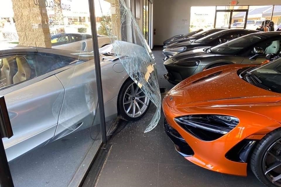 mclaren-scottsdale-crash-5 | Vezess | Vezess