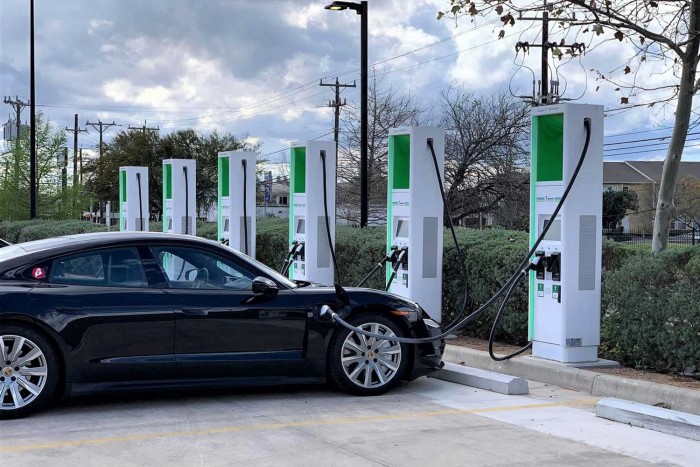 Megkerülte egész Amerikát az elektromos Porsche Taycannal 7