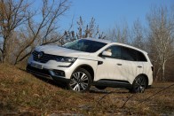 Renault Koleos – SUV, lakályosan 36