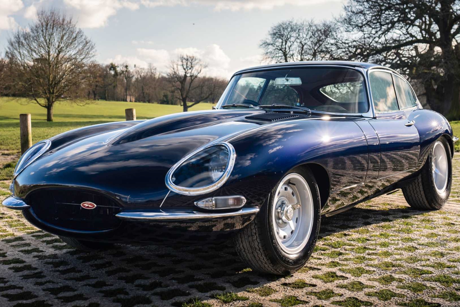 400 ló fiatalítja ezt a Jaguar E-Type-ot 6