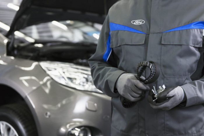 Érintésmentes szervizszolgáltatás vezet be a Ford