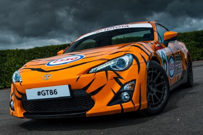 Nagypapa-ruhába bújt a Toyota GT86 6