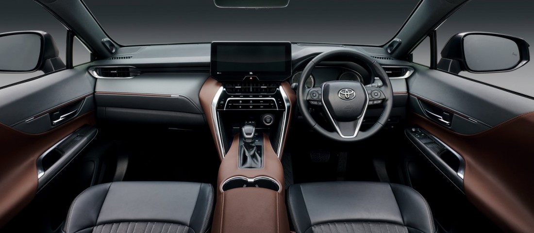 Elegáns tesót kap a Toyota RAV4