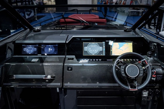 Nem csak Merciket, hajót is tuningol a Brabus 7