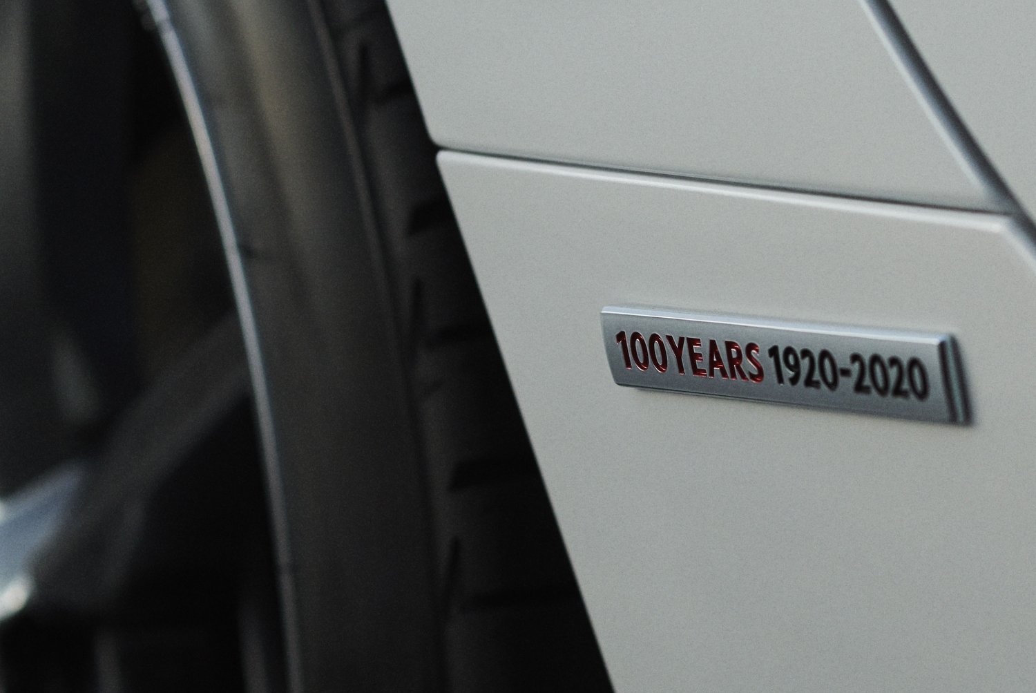 Limitált szériákkal ünnepel a százéves Mazda 12