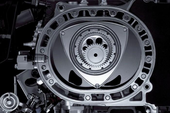 Végre lesz hibridje a Mazdának, méghozzá Wankel-motoros