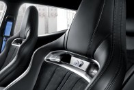 Világító ülés és gondolkodó váltó a Hyundai új sportautójában 9