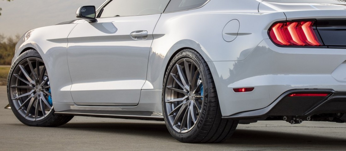 Összkerekes hibrid lesz a Ford Mustang