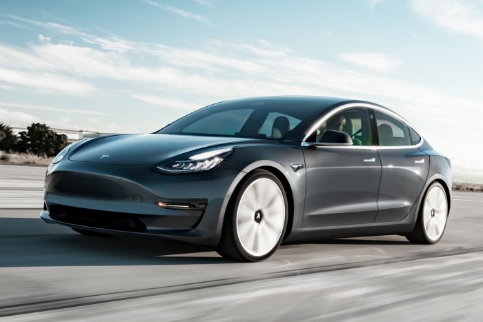 Jönnek a percek alatt feltölthető villanyautók 6