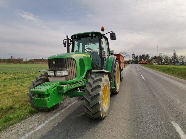 Kellemetlen dolog miatt csapódott egy Opel a patakba Sárvárnál 1 | Vezess Kellemetlen dolog miatt csapódott egy Opel a patakba Sárvárnál 1