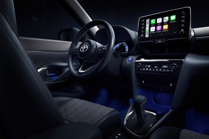 Yaris Cross néven érkezik a Toyota legkisebb szabadidőjárműve 7