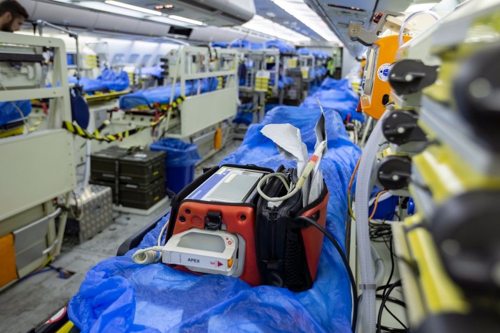 Repülő kórházzal segítenek a németek az olaszokon 1