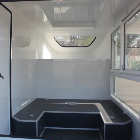 Árulj lángost Ladából! 8