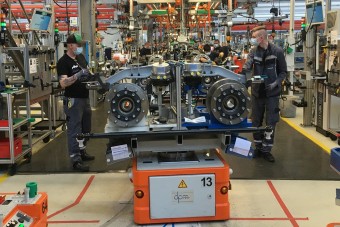 Újabb európai gyárak indulhatnak újra