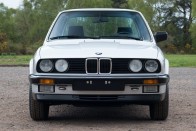 35 évesen is friss ez az összkerekes BMW E30 17