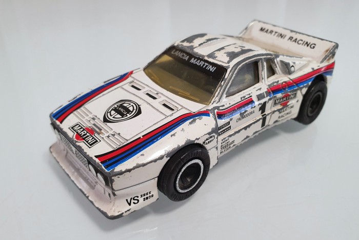 Áss elő aranyat érő autókat! 14