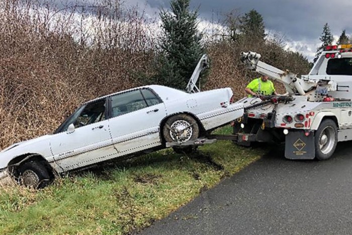 “Sajnálom, biztos úr, csak a kutyát tanítottam vezetni”