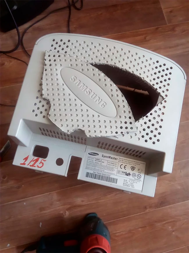 Azért ilyen maszkot ne fabrikáljunk otthon, mert ránk hívják a rendőröket 6