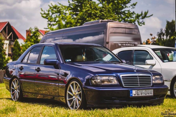 “Az első vágás a karosszérián olyan volt, mintha belém szúrtak volna egy kést”