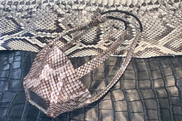 Már aligátorbőrből is készítenek maszkokat 2