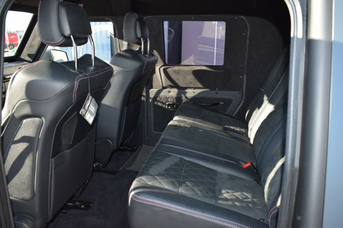 135 millióért adják használtan a legdurvább páncélozott Mercedest 2