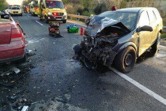 Megrázó fotókon a 6-os úton történt tragédia