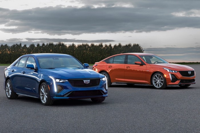 650 lóerővel és kéziváltóval jönnek a legsúlyosabb Cadillacek