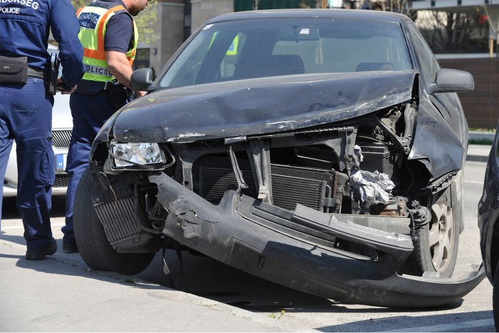 Fotókon a Zuglóban felborult mentőautó 3 | Vezess Fotókon a Zuglóban felborult mentőautó 3
