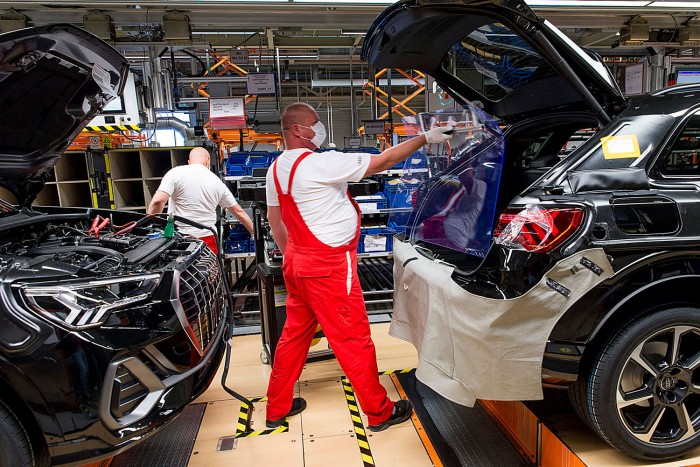 Az autógyártás is újraindult a győri Audinál