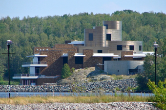 Elhagyva omladozik a világ egyik legnagyobb luxusvillája