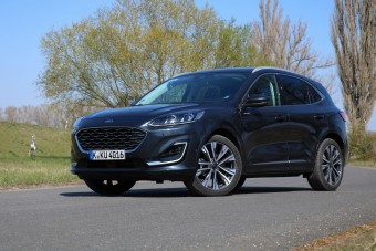 Túl a jón, távol a kiválótól