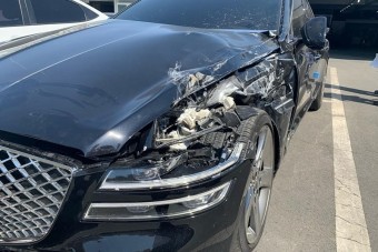 Percek alatt törte össze az új luxuslimuzint