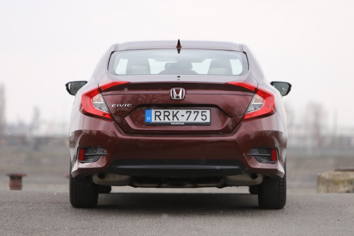 Akár hibátlan is lehetne: Honda Civic 1,5 teszt 13 Akár hibátlan is lehetne: Honda Civic 1,5 teszt 13