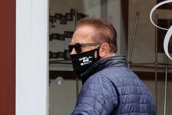 Schwarzenegger maszkját lehetetlen überelni