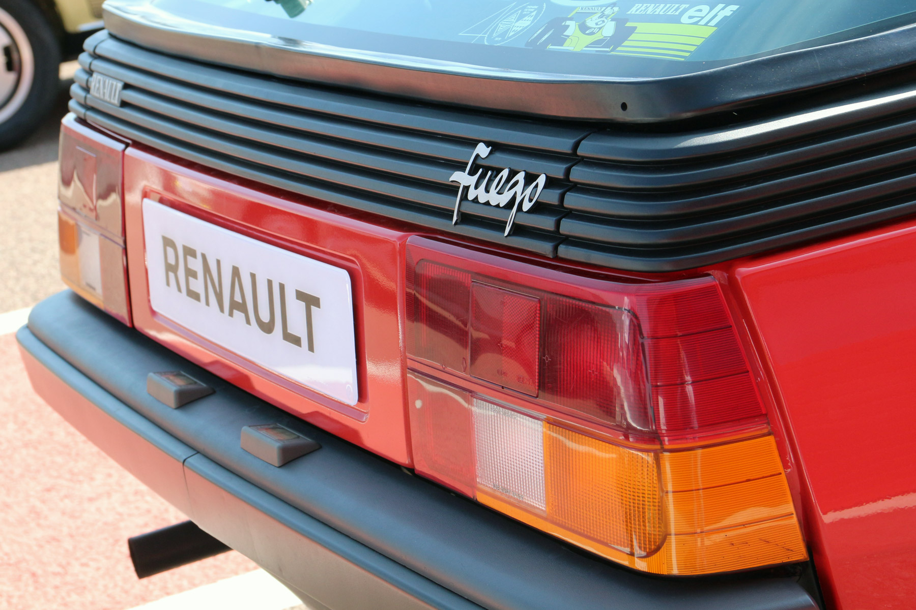 Renault Fuego Turbo – Lesajnált gebéből turbós táltos 19