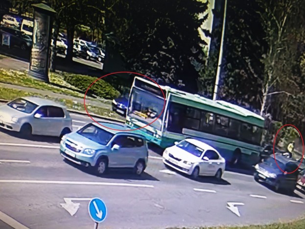 Ámokfutás Kaposváron, rendőri üldözéssel 1 | Vezess Ámokfutás Kaposváron, rendőri üldözéssel 1