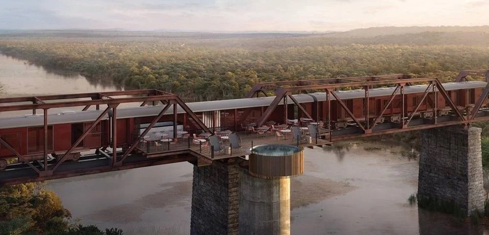 Vonathotelből nyílik csodás kilátás az afrikai nagyvadakra