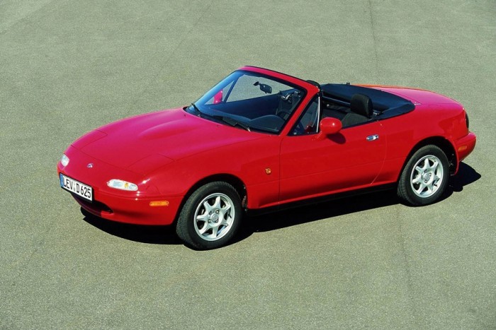 Furcsa, de már Mazda MX-5-ösöket is rejtenek a pajták 2