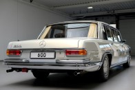 Luxusverdát faragtak ebből a klasszikus Mercedesből 8