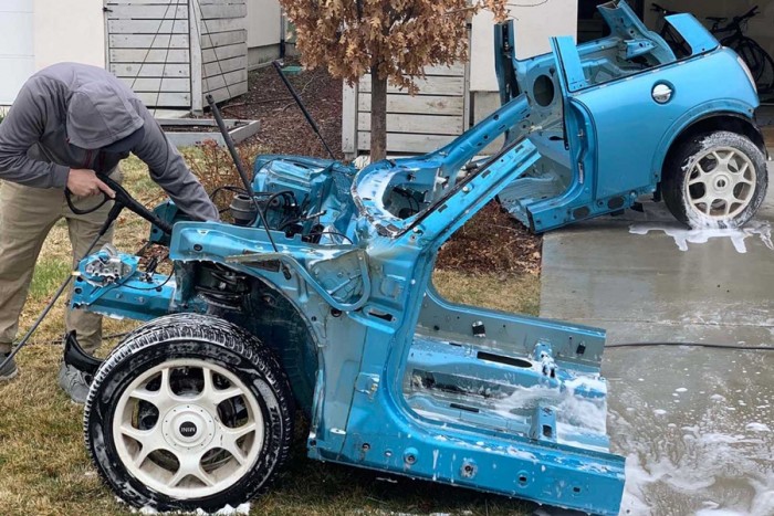 MINI Cooper S-ből épített szimulátort a pincébe 6