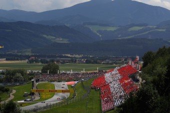 F1: A kanyarban az Osztrák Nagydíj?