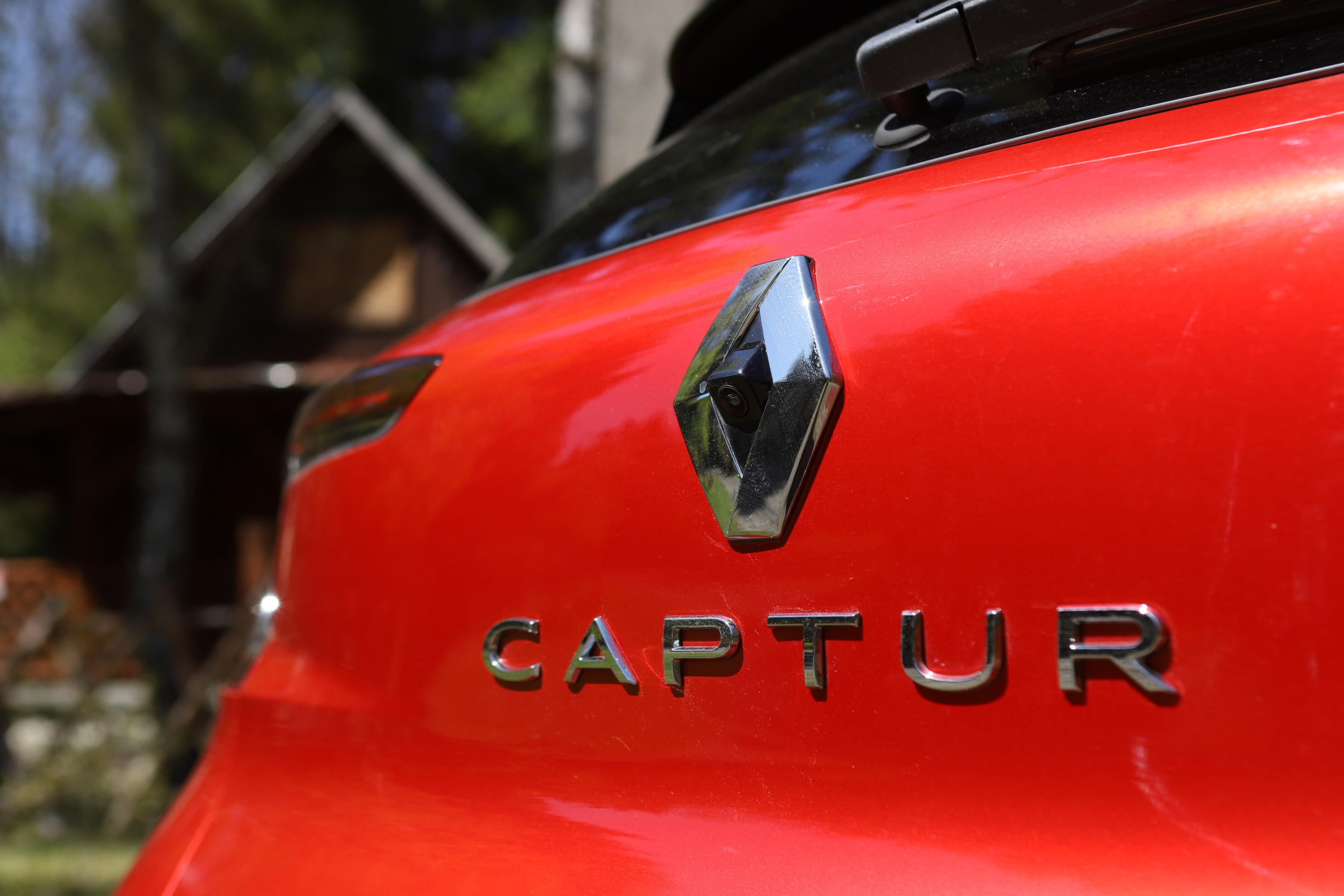 Teszteltük a Renault-sikermodelljét: itt az új Captur 15