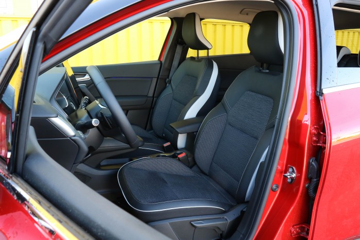 Teszteltük a Renault-sikermodelljét: itt az új Captur 7 Teszteltük a Renault-sikermodelljét: itt az új Captur 7