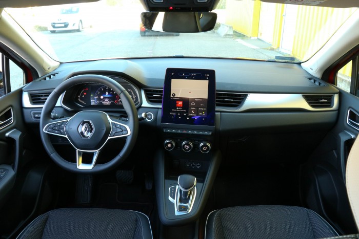 Teszteltük a Renault-sikermodelljét: itt az új Captur 14 Teszteltük a Renault-sikermodelljét: itt az új Captur 14