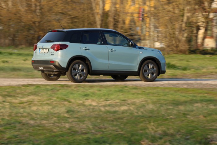 A magyarok megúszták a be nem induló Suzukit 10 A magyarok megúszták a be nem induló Suzukit 10